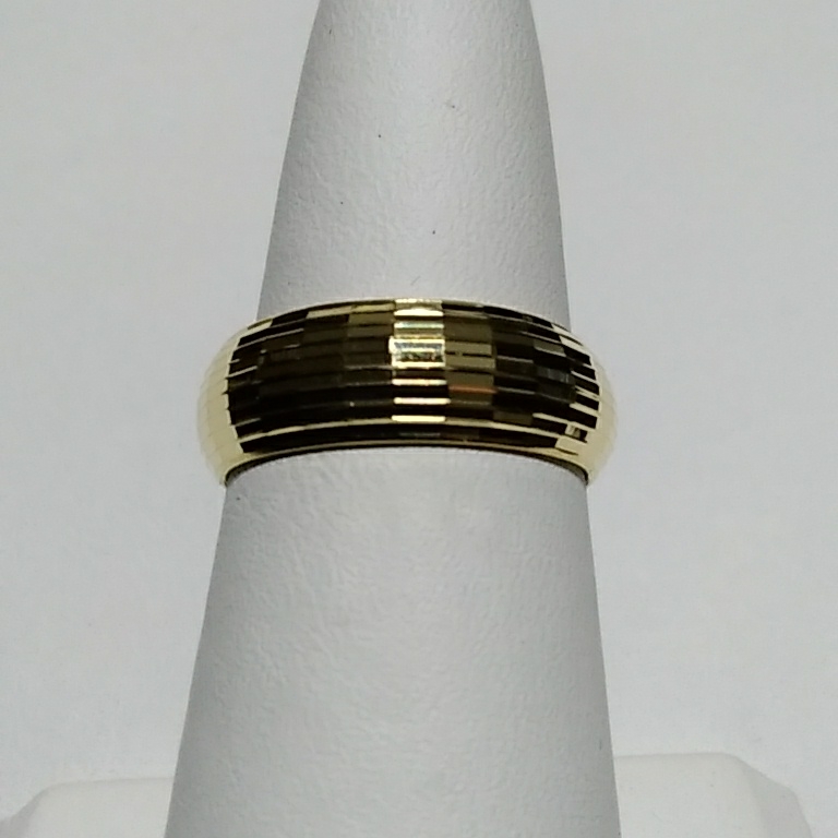 14 Kt Gold Ring